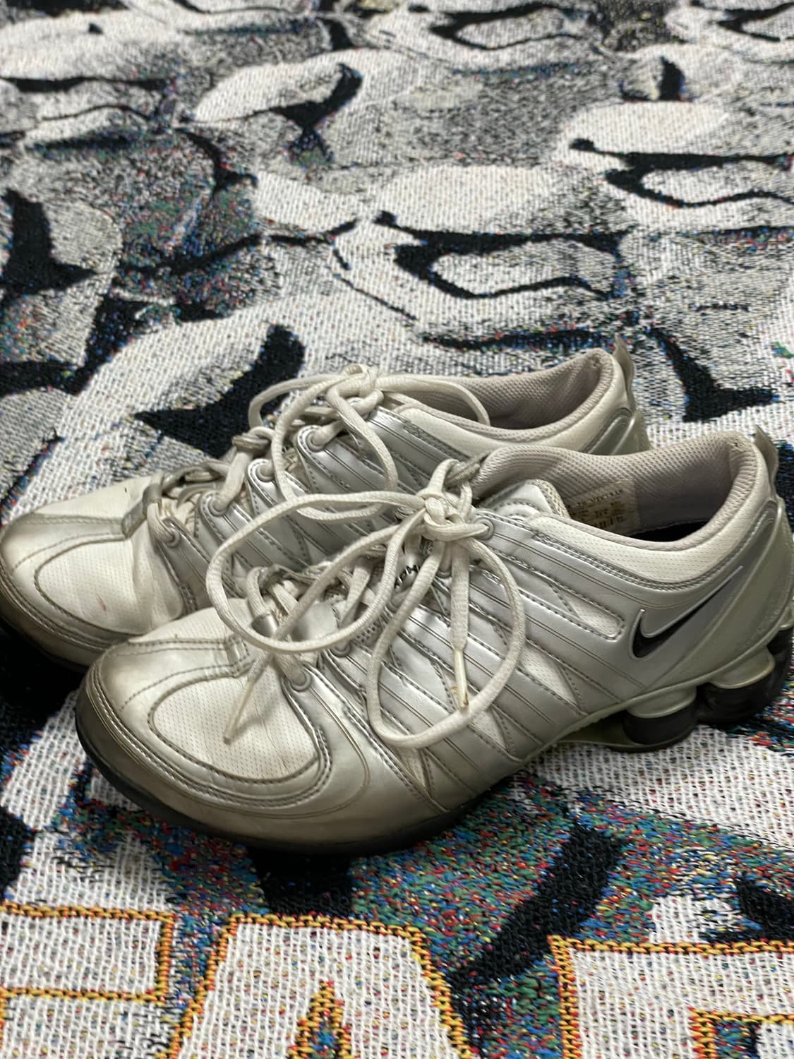 (245) 나이키 샥스 실버 신발 상품이미지3