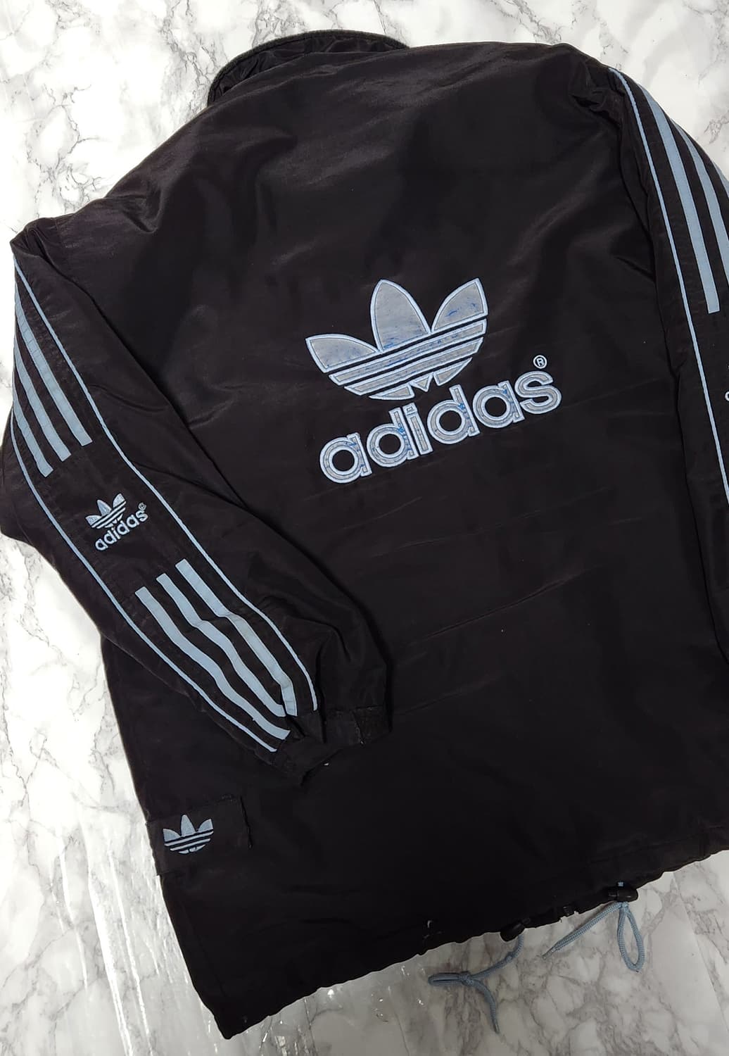 아디다스 스카이블루x블랙 앞 뒤 빅로고 올드스쿨 바람막이 점퍼 자켓 상품이미지6