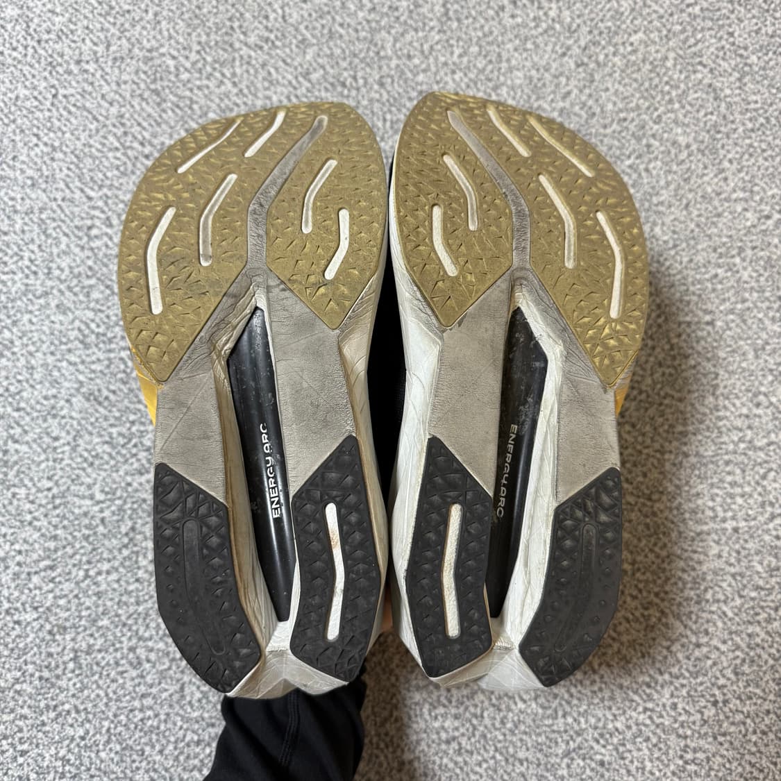 [정가 26만원] 뉴발란스 퓨어셀 슈퍼 콤프 트레이너 260 상품이미지7