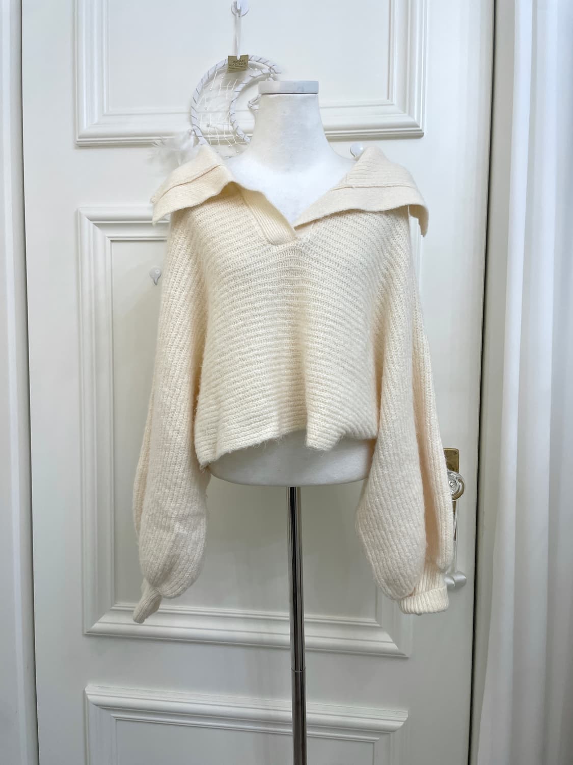 ivory collar crop sweater top(size-F) 상품이미지1