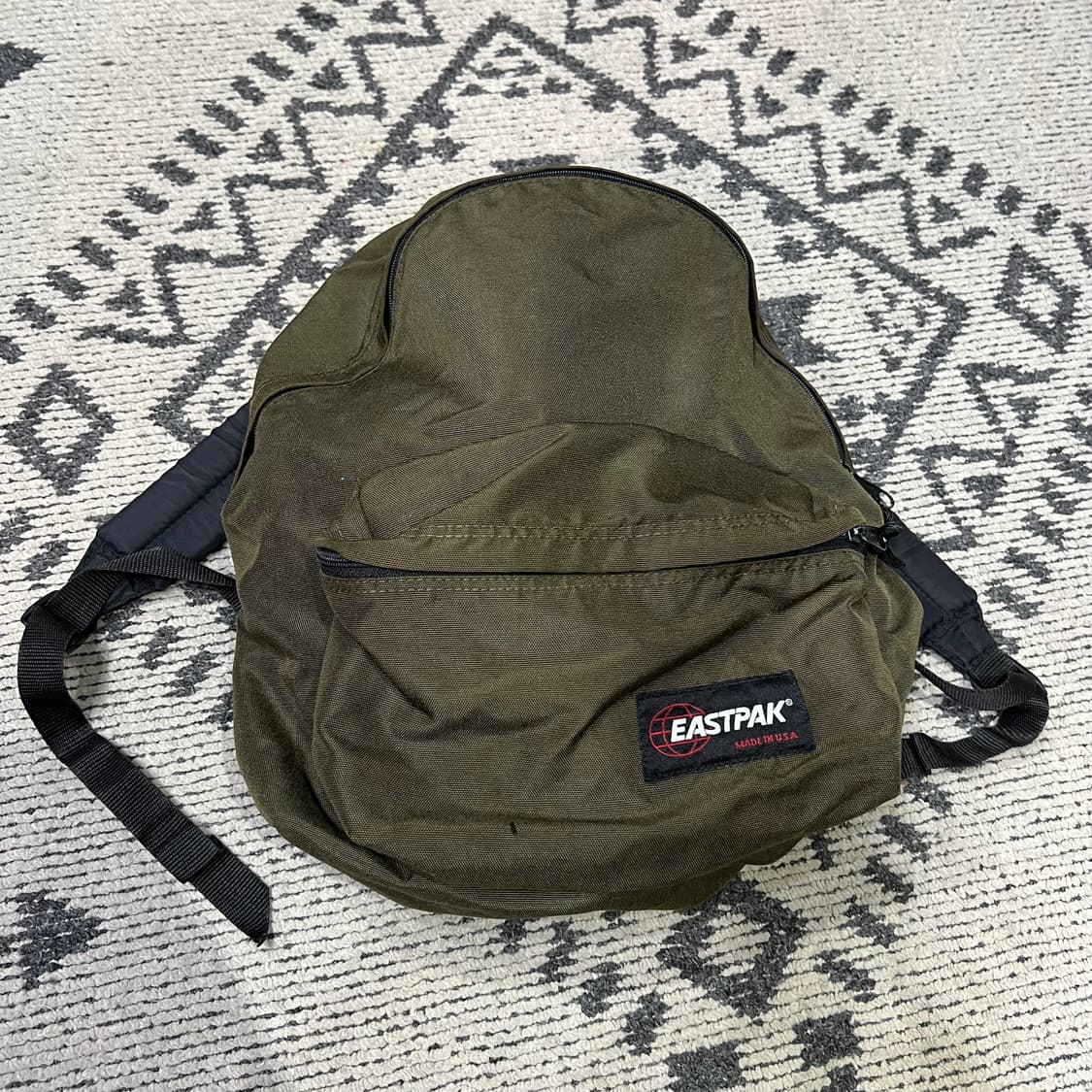 1990s Eastpak USA 이스트팩 올리브 백팩 상품이미지1