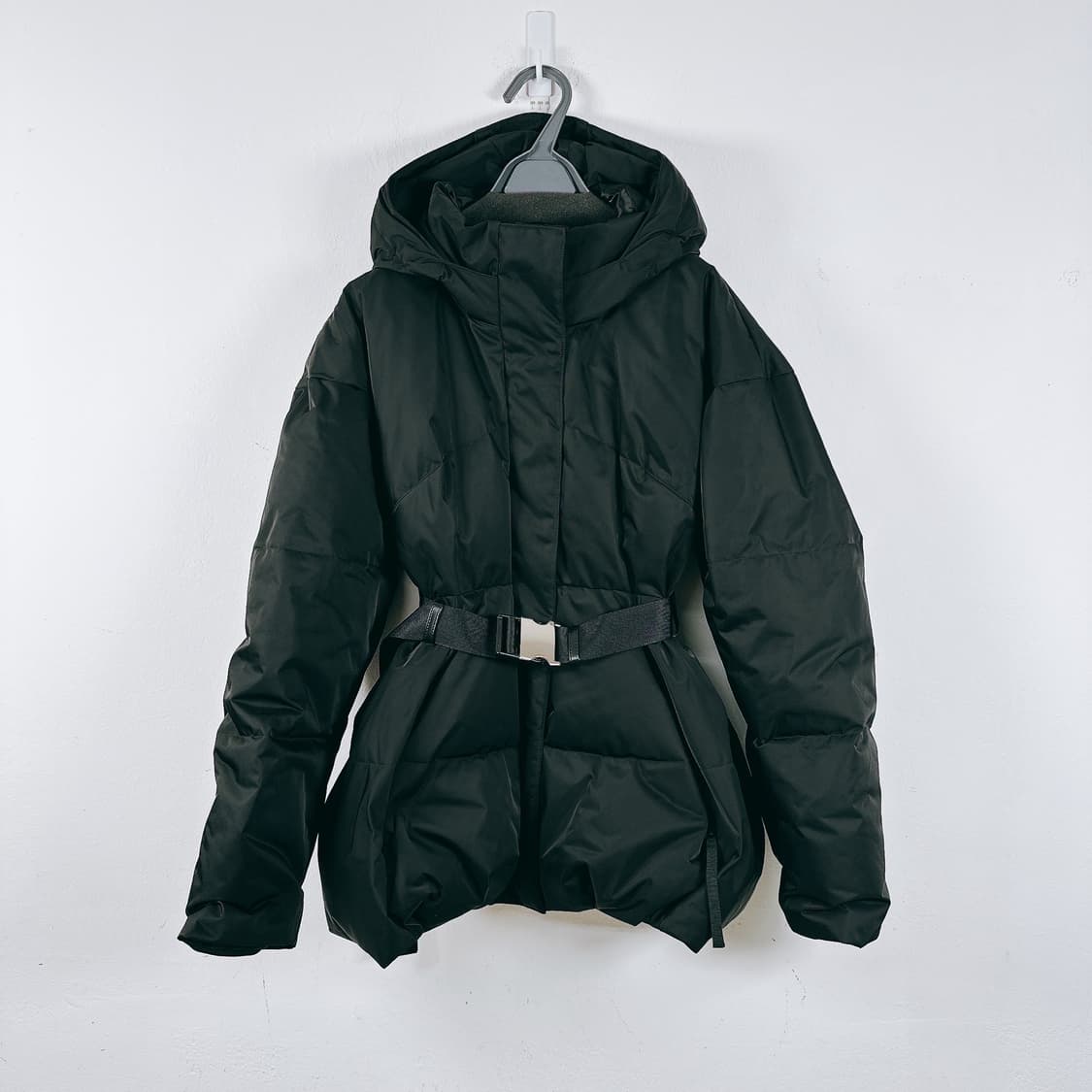 (정품/새상품) 엔폴드 여성 블랙 벨티드 구스다운 패딩 점퍼 상품이미지1
