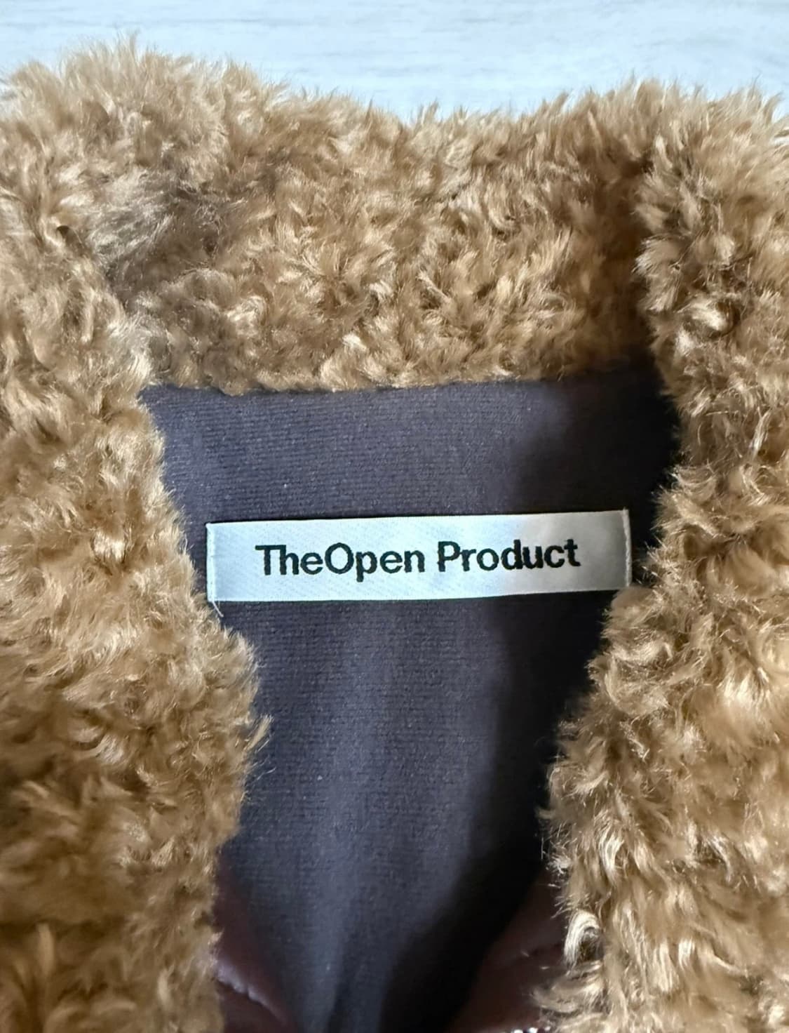 더오픈프로덕트 한소희 뽀글이 퍼 자켓 상품이미지3