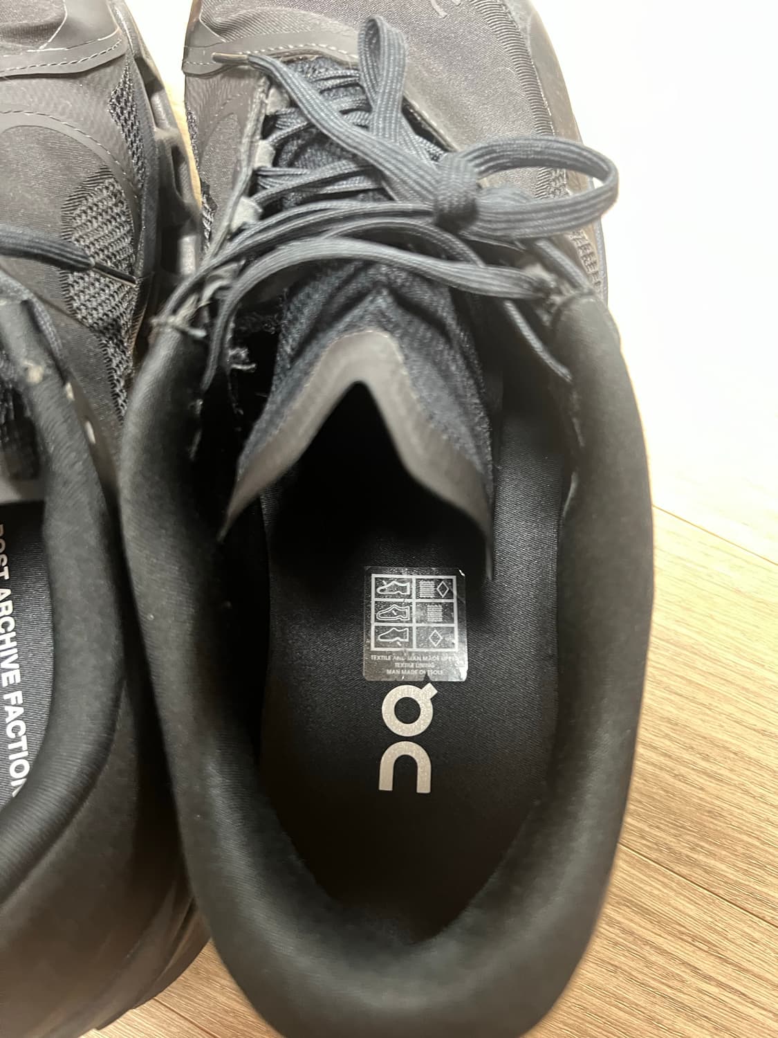 온러닝 파프 클라우드 몬스터 2 블랙 300 상품이미지3