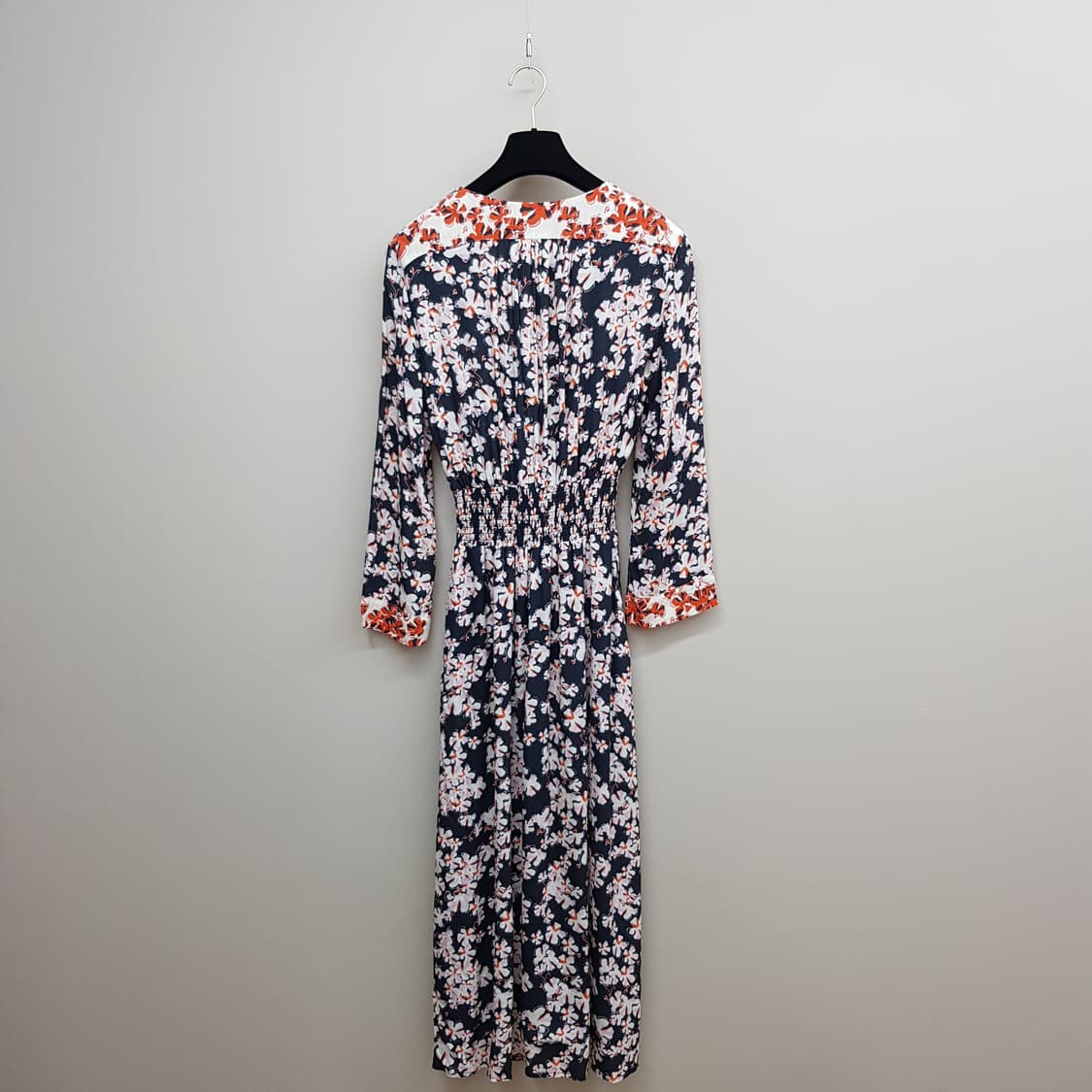 한섬 타임 플라워 패턴 셔링 롱 원피스 82-94-160사이즈 상품이미지5