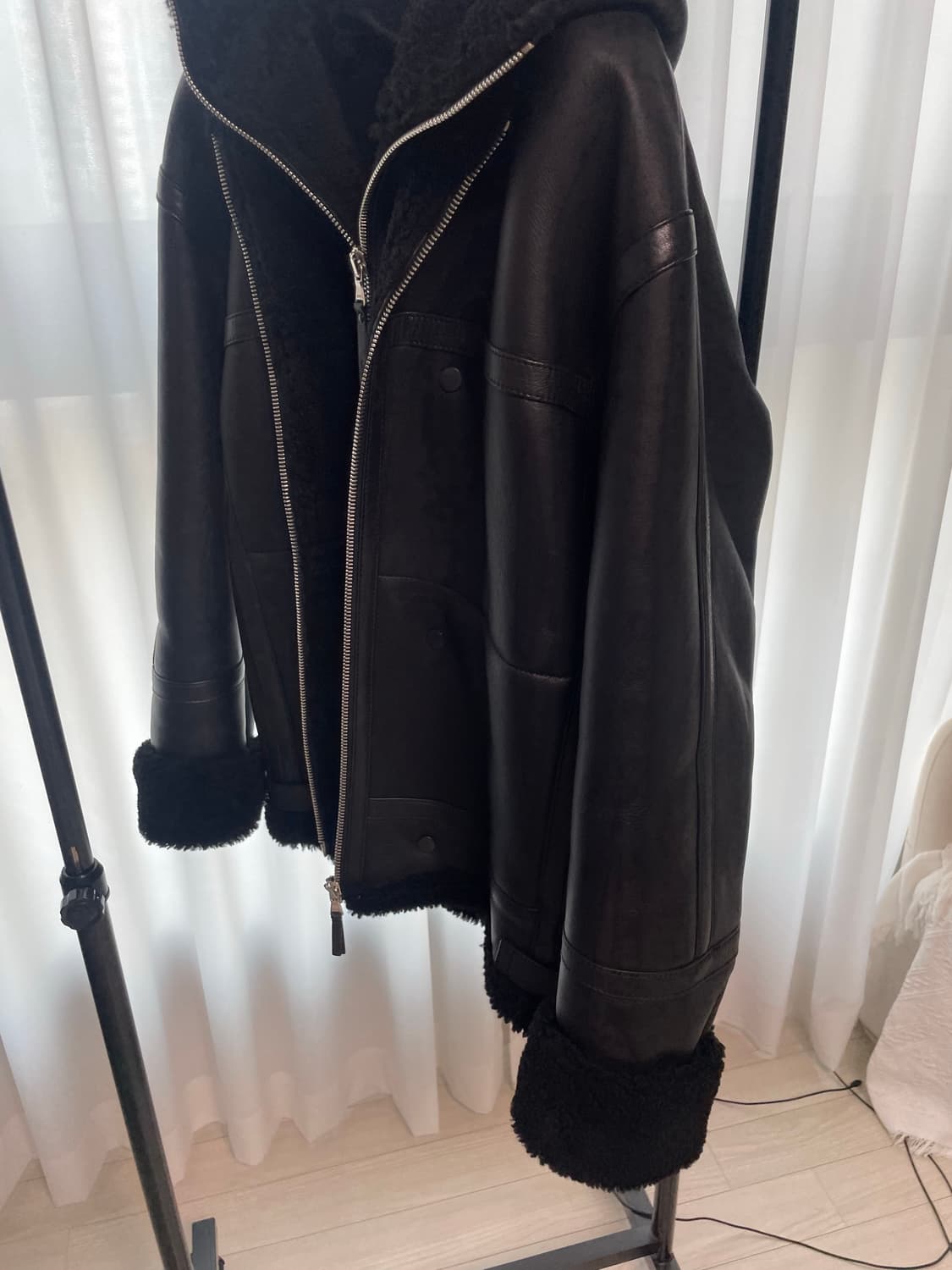 알레그리 양가죽 후드 무스탕 48사이즈 상품이미지8