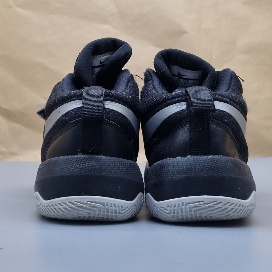 나이키 팀허슬 D8 운동화 240 상품이미지4