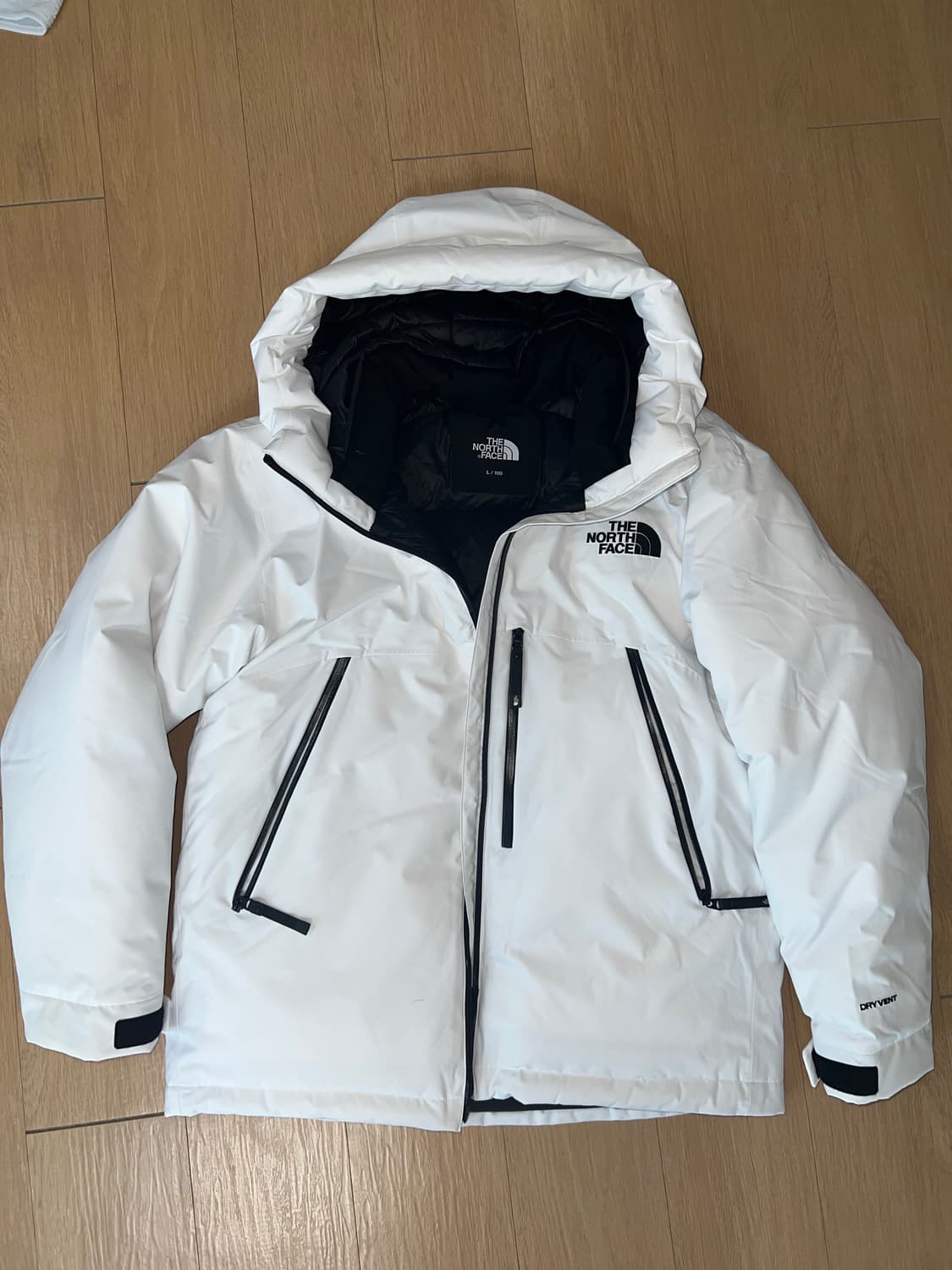노스페이스 패딩 RDS dryvent 화이트 상품이미지1