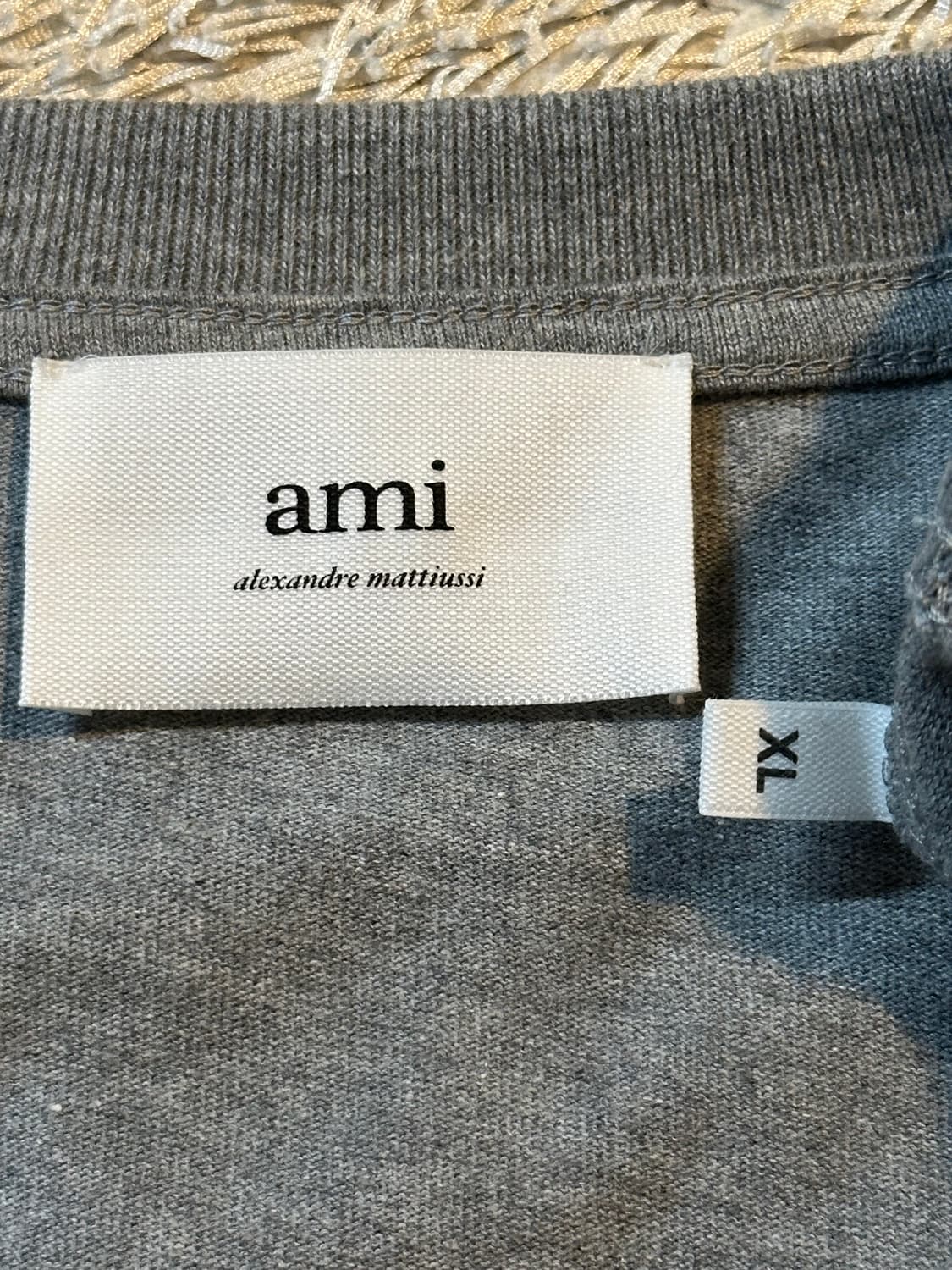 22FW 아미 AMI 미디움 하트 로고 반팔 티셔츠 그레이 상품이미지3