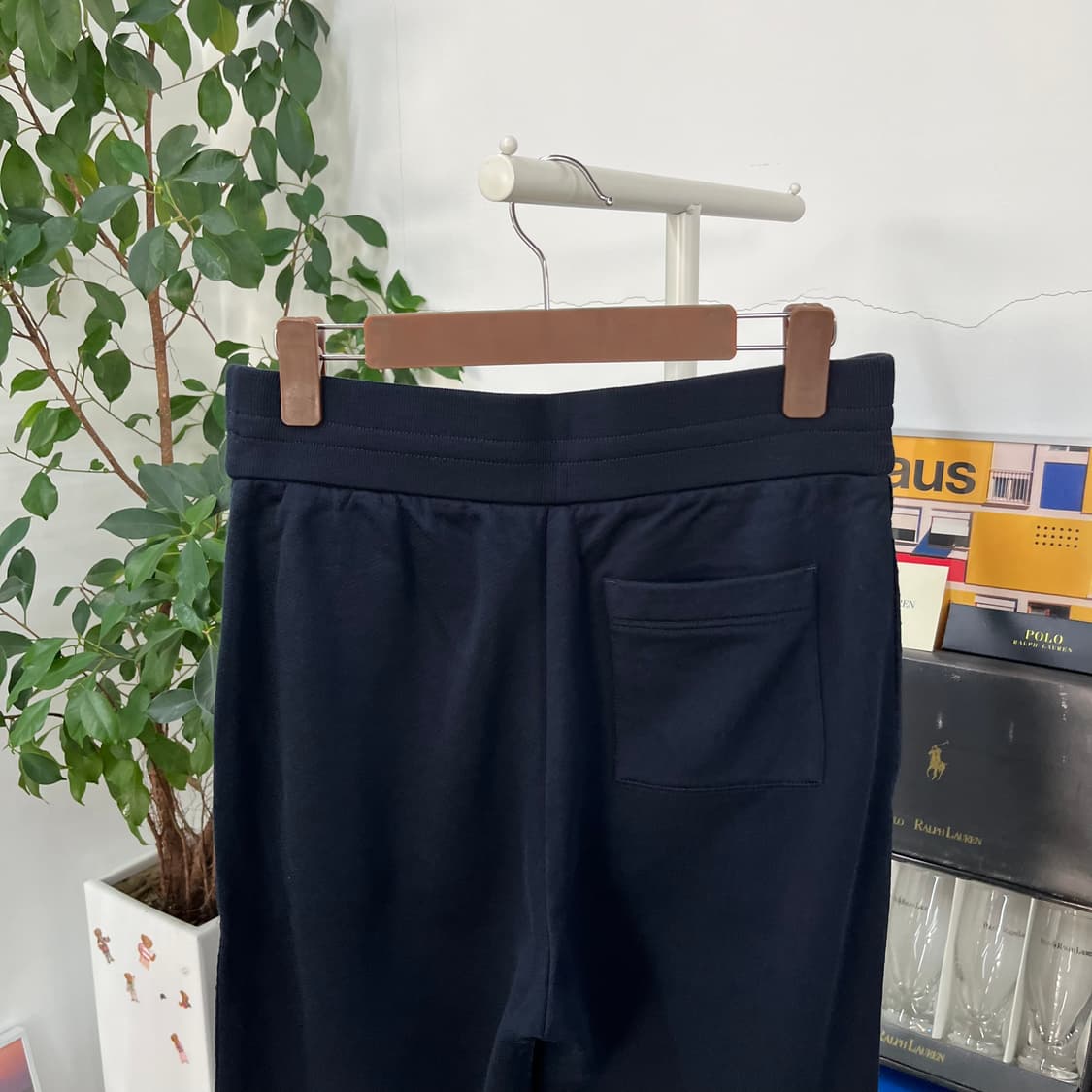 프라다 트레이닝 조거 팬츠 M 상품이미지5