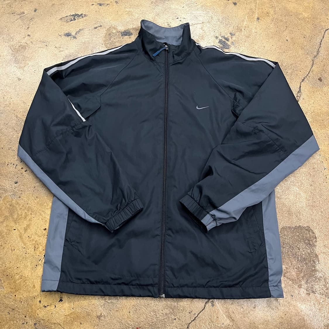[정품/XL] 나이키 블랙 바람막이 트랙 자켓 b14 상품이미지2