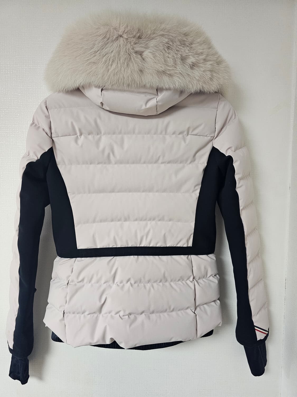 몽클레어 21fw 폭스퍼 패딩(1/라이트핑크/정품) 상품이미지5