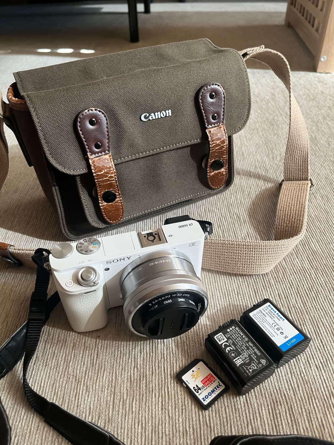 소니 Sony a6000 DSLR 미러리스 카메라 상품이미지4