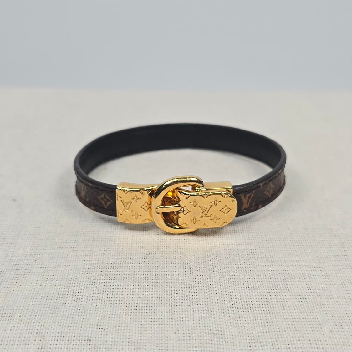 루이비통 패슨 유어 LV 팔찌 상품이미지2