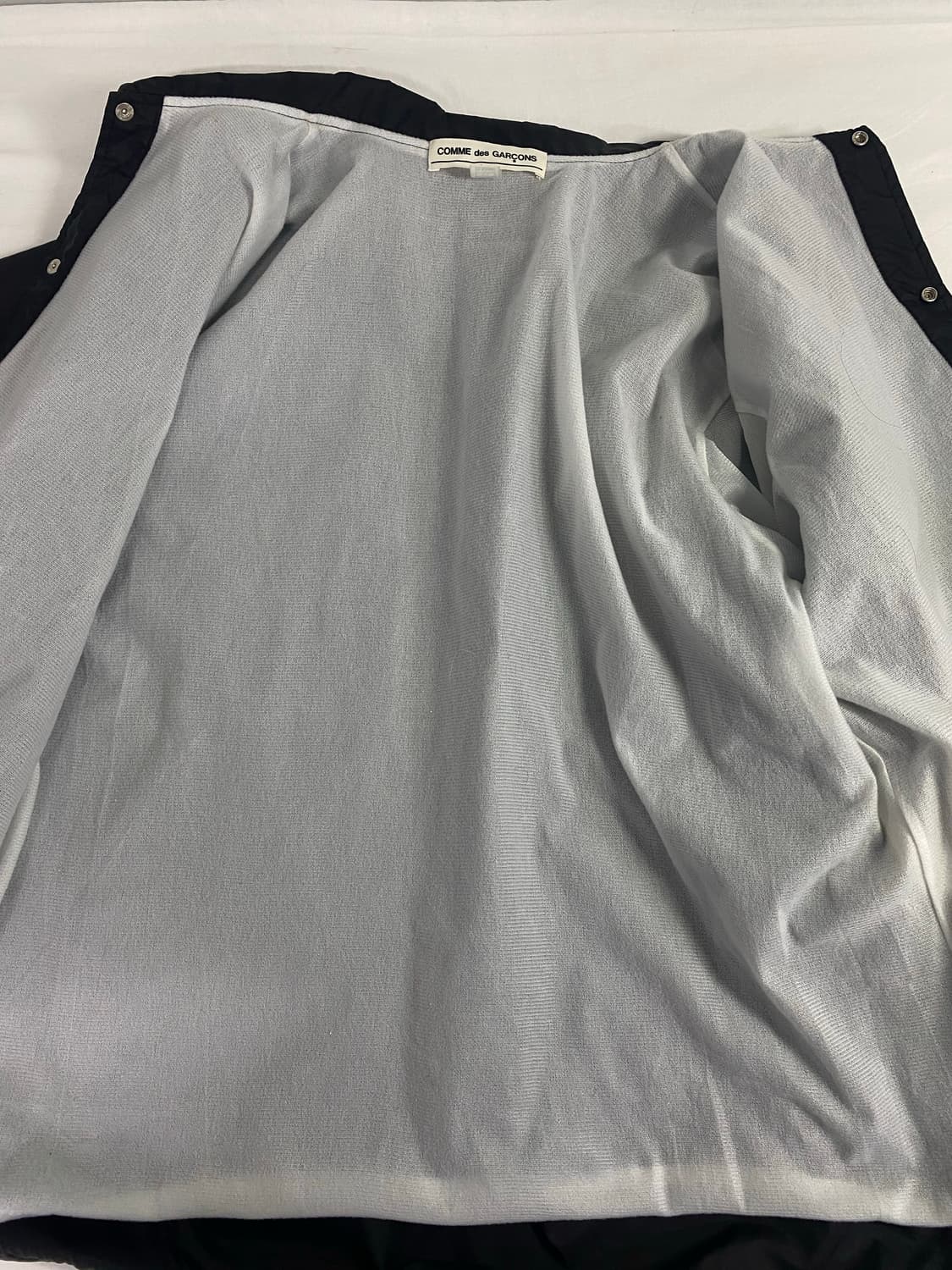 꼼데가르송 CDG 코치자켓 하자o L  상품이미지5