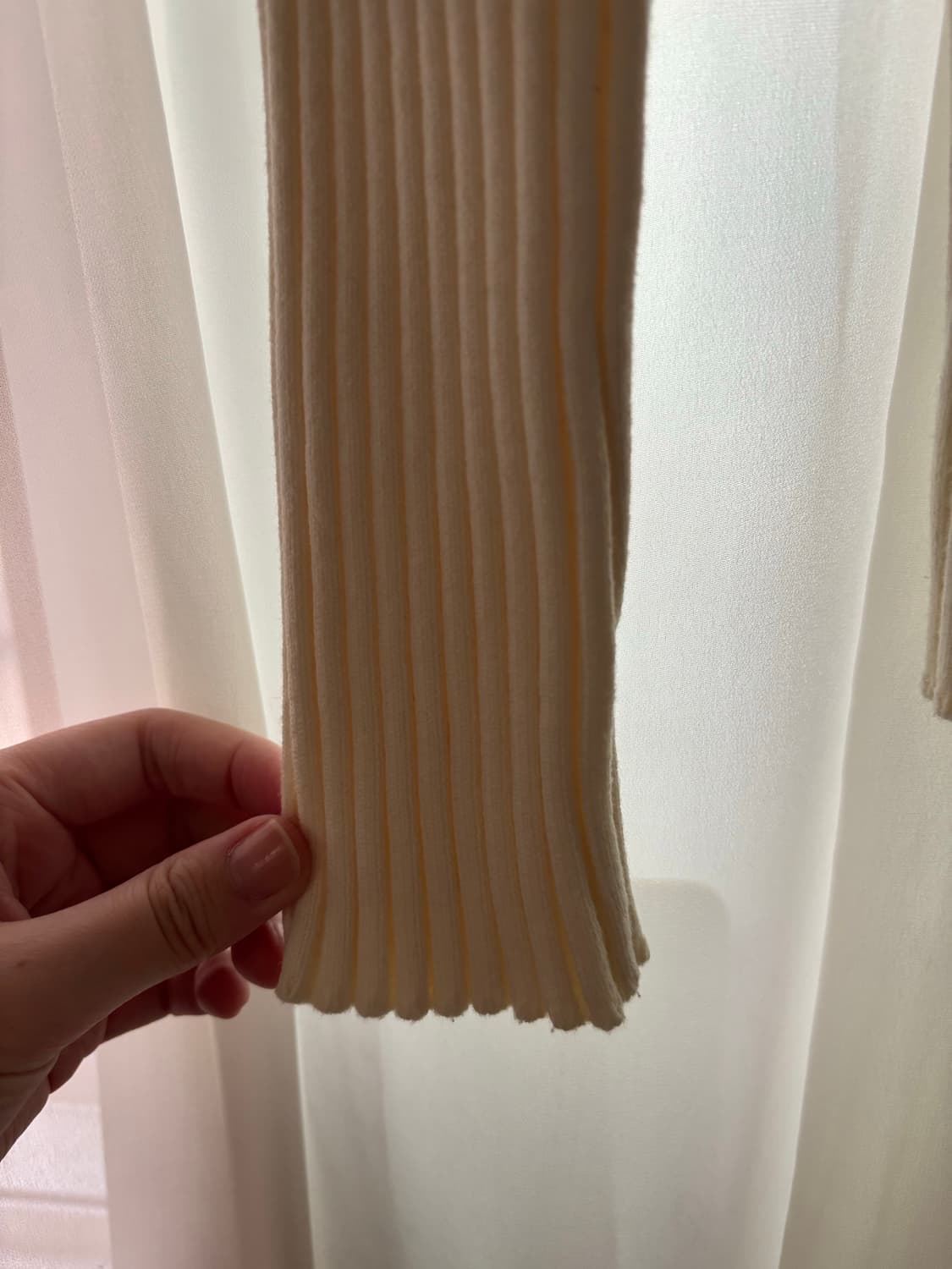 아모멘토 골지 투웨이 가디건 수사샤착용 상품이미지7