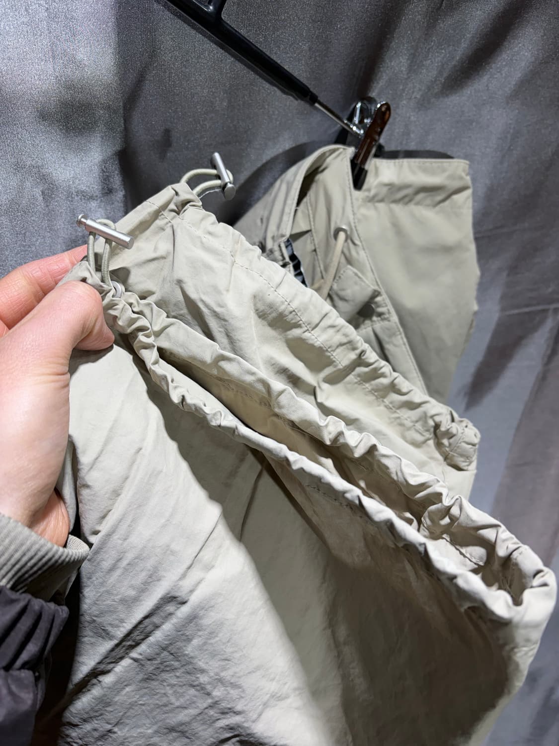34in (M) 감마갤러리 파라수트 베이지 나일론 팬츠 상품이미지6