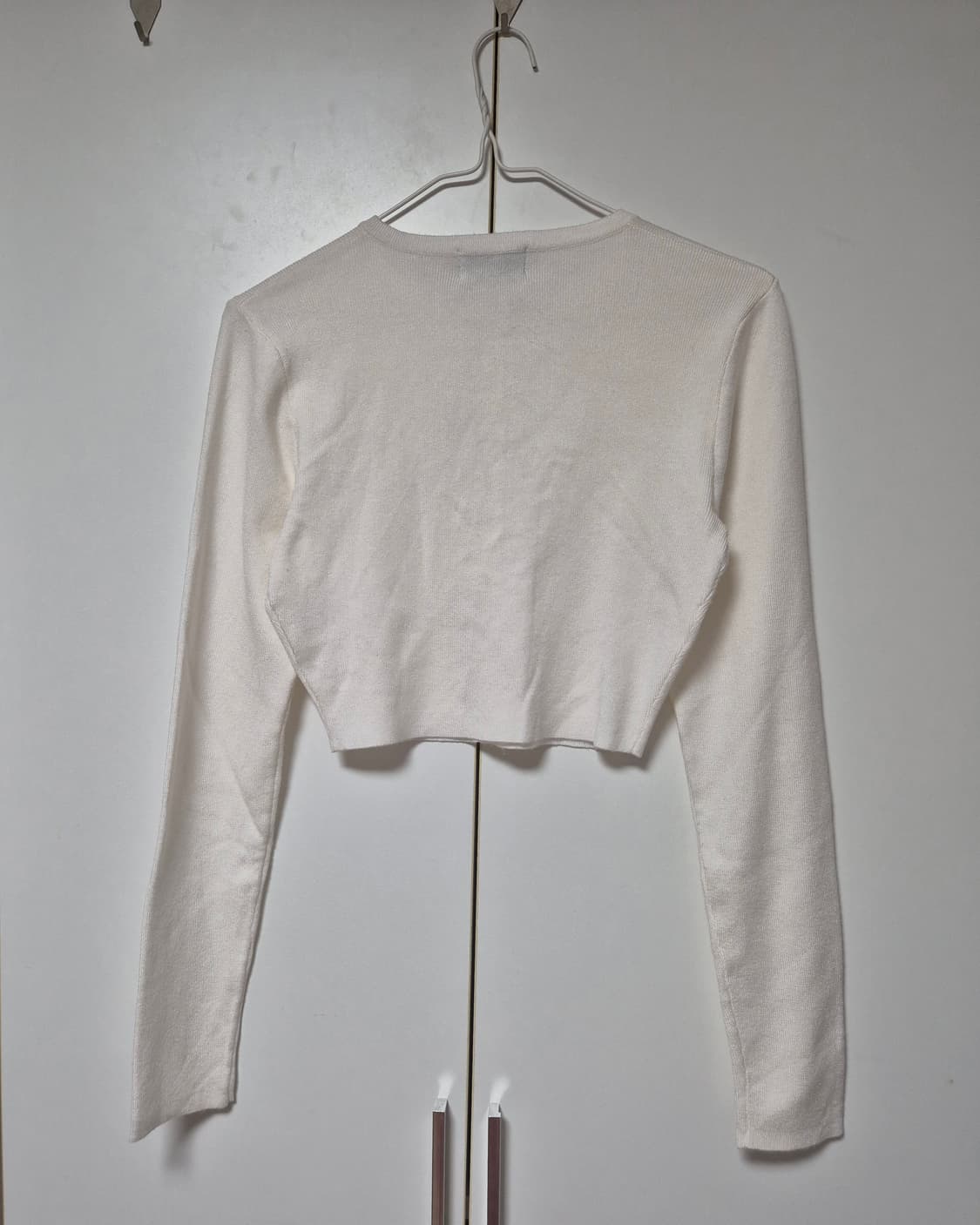 페일제이드 긴팔 크롭 가디건 화이트 상품이미지2