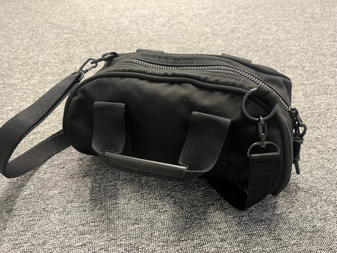 노스페이스 퍼플라벨 블랙 미니더플백  상품이미지4