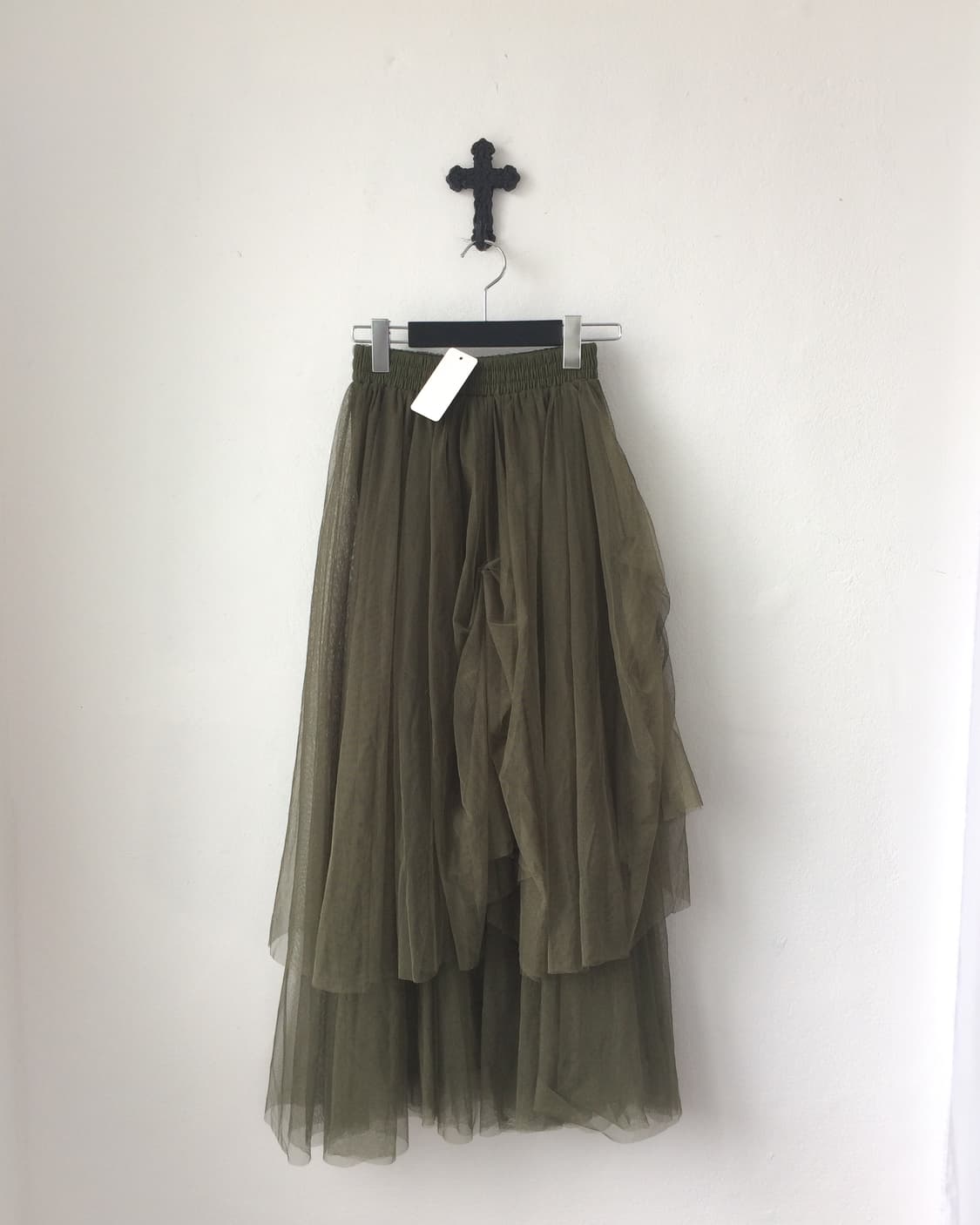 Pin tuck drape point sha long skirt 상품이미지1