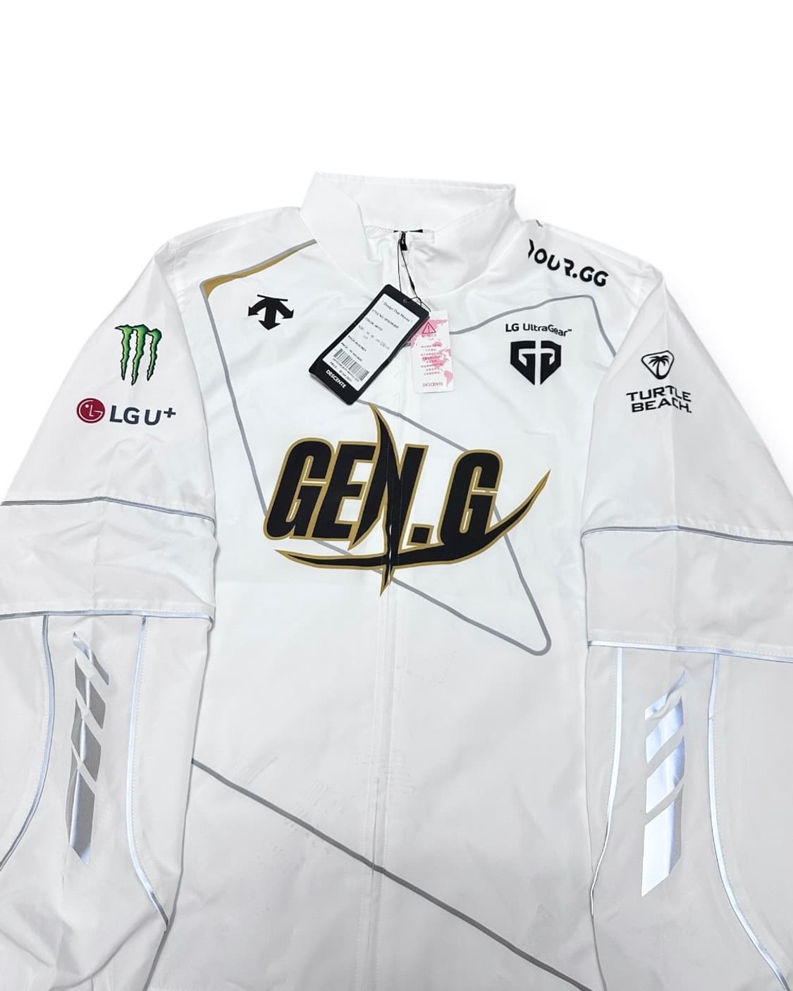 [새상품] 젠지x데상트 2024월즈 유니폼 바람막이 상품이미지3