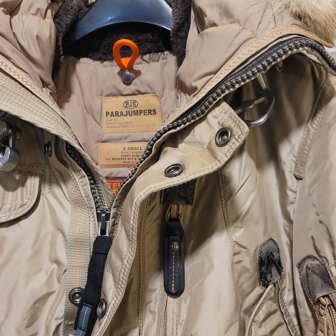 파라점퍼스 코디악 다운점퍼 XS 상품이미지4