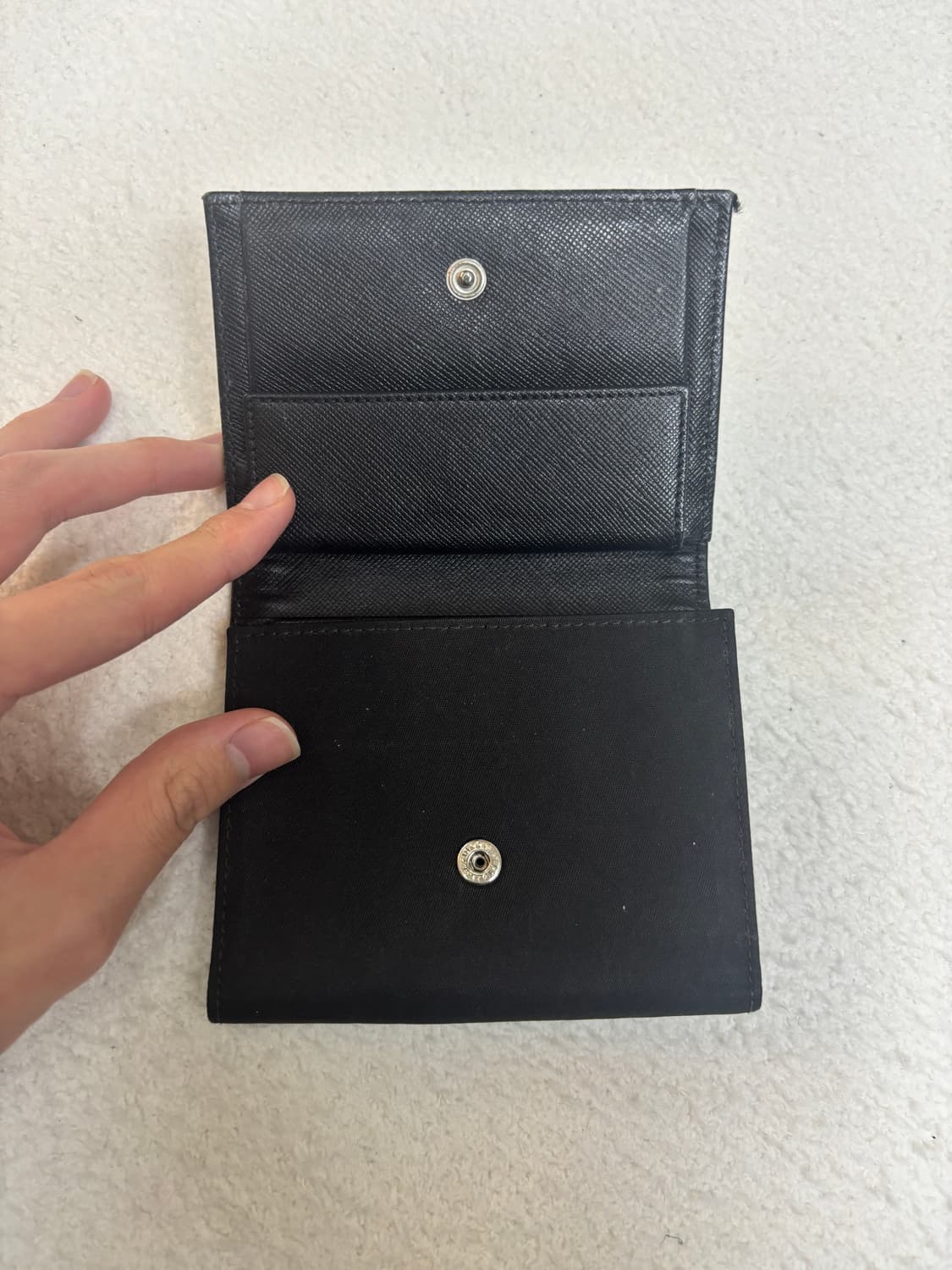 프라다 나일론 반지갑 상품이미지4