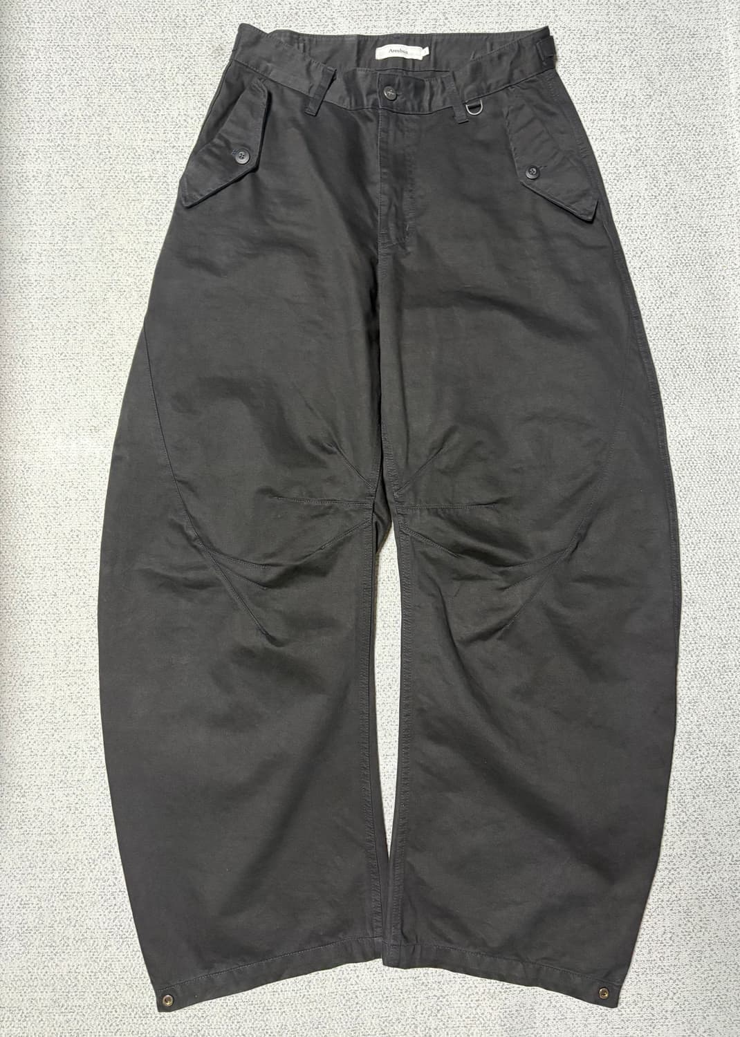 아르반 트리플 리프 커브드 팬츠 상품이미지2