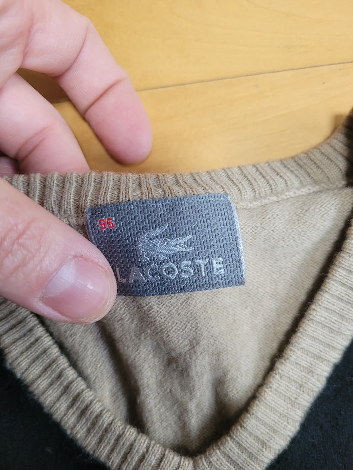 정품 라코스테 아가일 브이넥 니트 상품이미지2