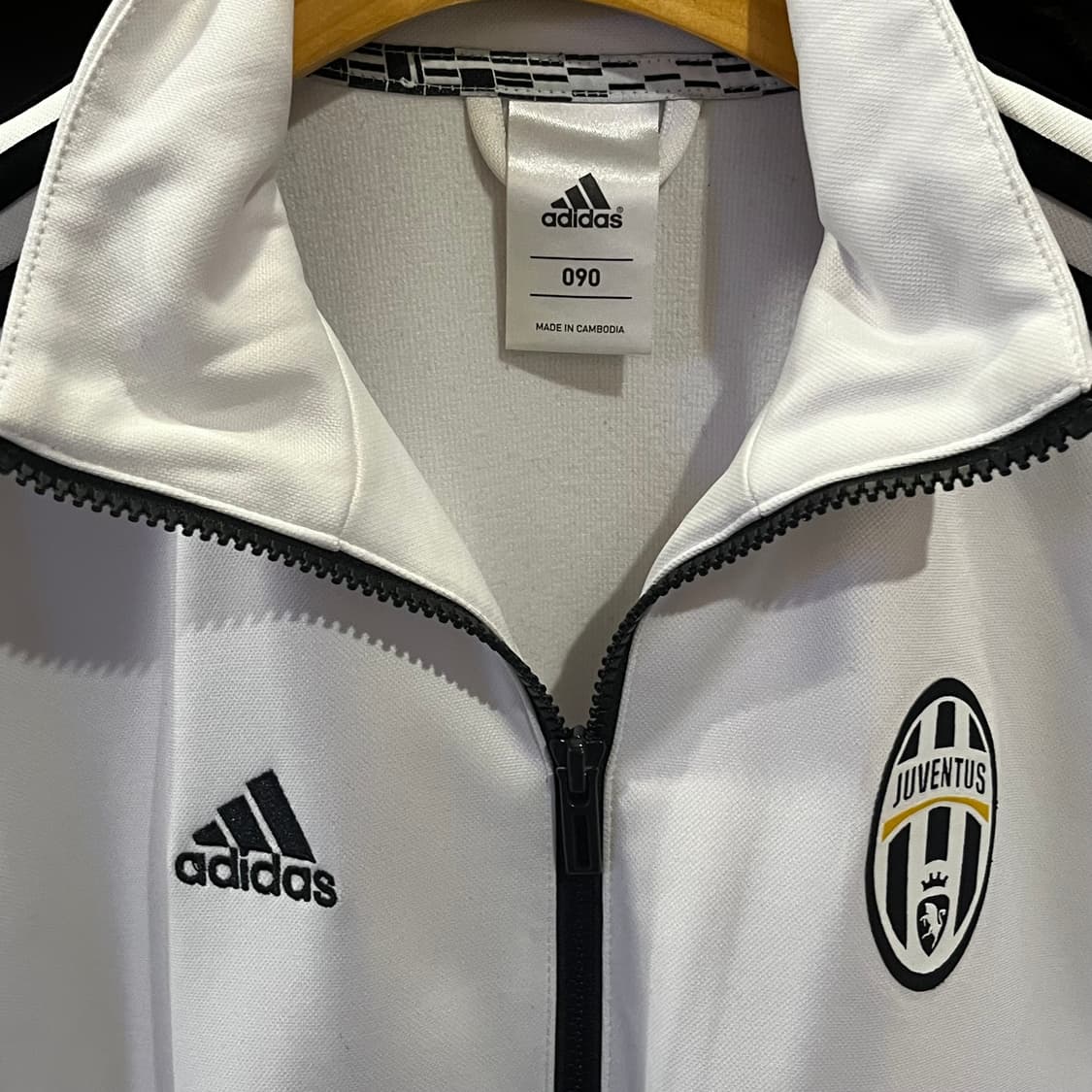 아디다스 화이트 유벤투스 대장 트랙탑 져지 상품이미지5