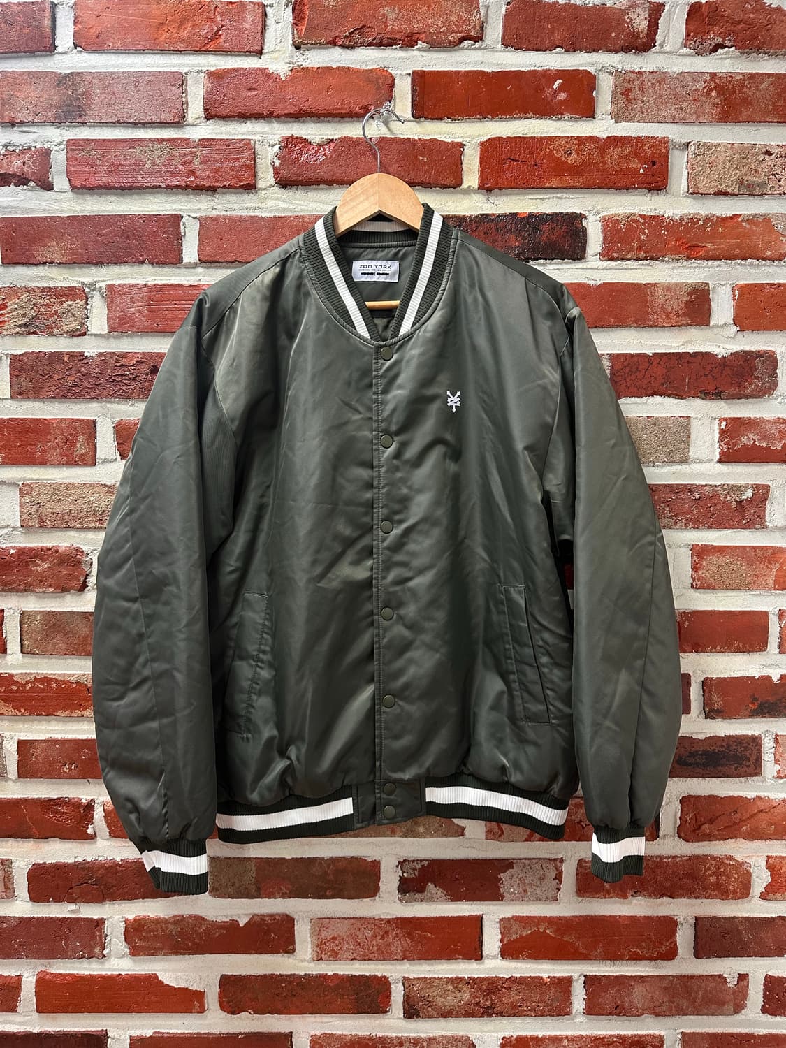(L)zooyork 쥬욕 바시티 자켓 카키 상품이미지1