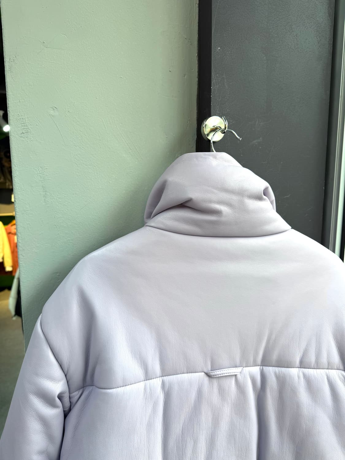 S/ 나누슈카 에코레더 하이드 패딩 점퍼 상품이미지7