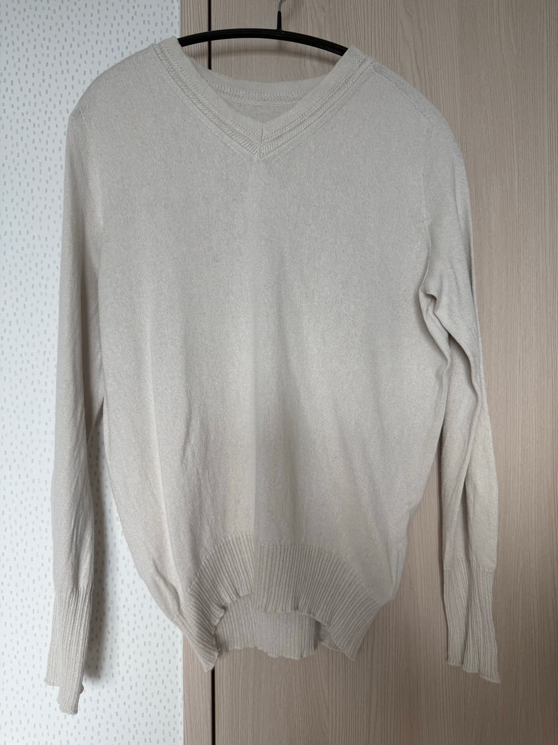 고비 캐시미어 브이넥 니트 상품이미지1