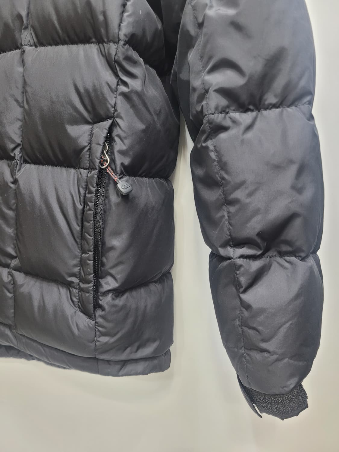 노스페이스 블랙 700 구스 다운 패딩 / 남 95
 상품이미지6