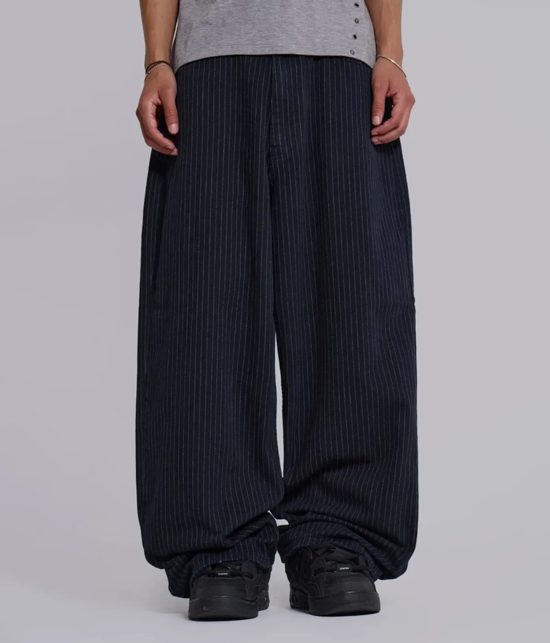 제이디드 런던 블랙 핀 스트라이프 상품이미지1