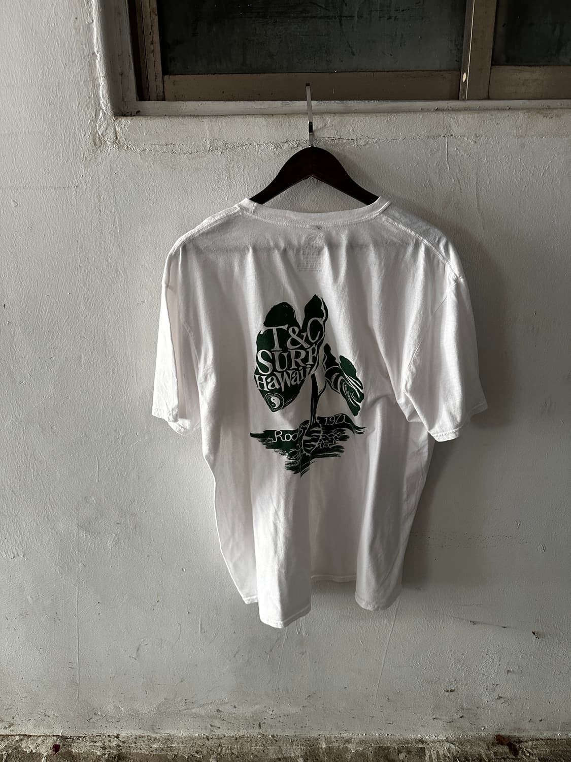 XLARGE 백프린트 그래픽 티셔츠 상품이미지1