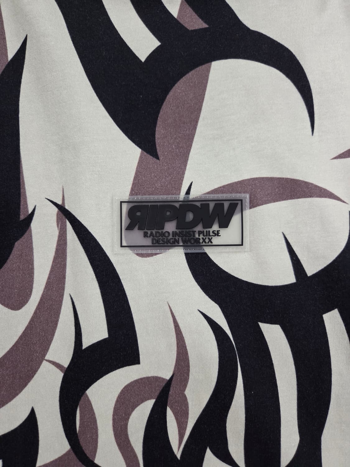 RIPDW x LEIWAN 한정 콜라보 / 트라이벌 롱티 상품이미지2