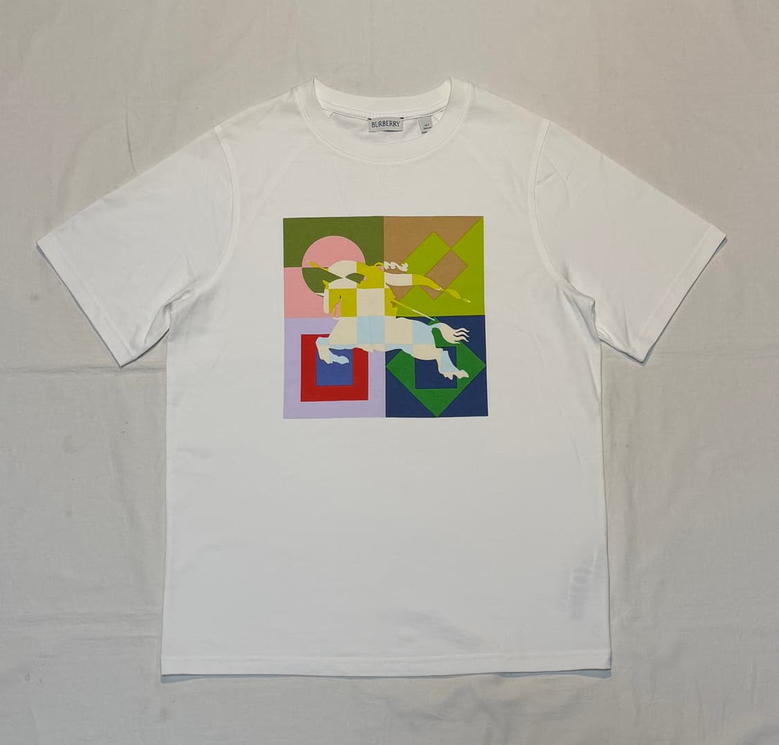 버버리 이퀘스트리안 나이트 프린팅 반팔 티셔츠 화이트 상품이미지1