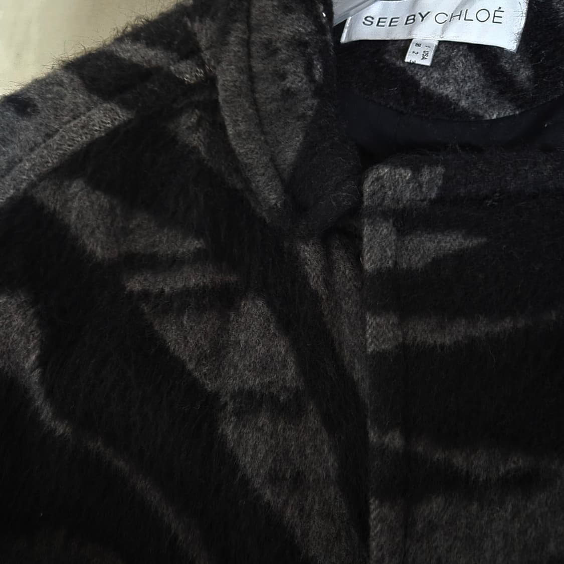 씨바이끌로에 얼룩 패턴 코트 38 상품이미지2