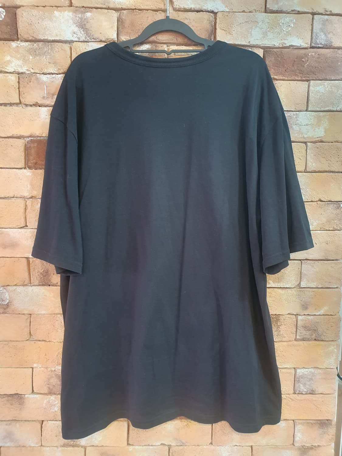 무스너클스 블랙 반팔티 상품이미지2