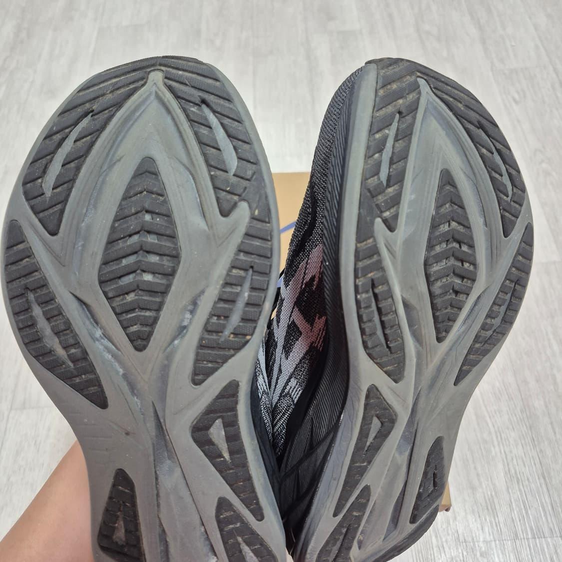 아식스 슈퍼블라스트2 블랙 색상 275사이즈 상품이미지8