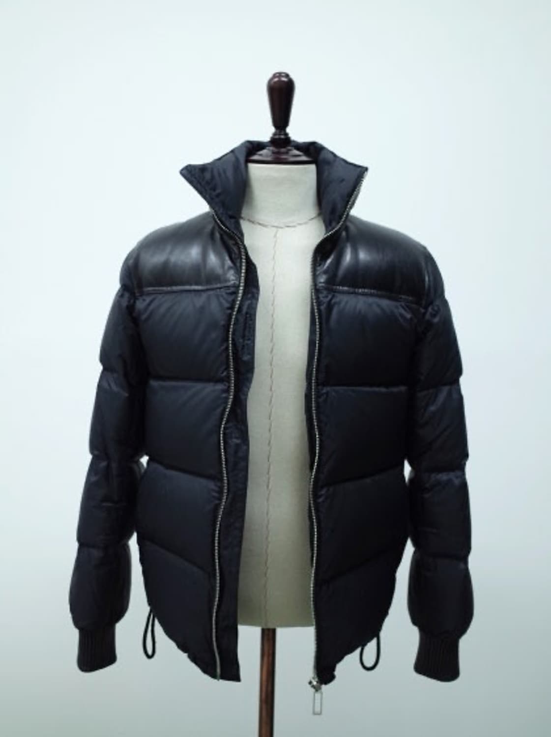 디올옴므 컬렉션 한정판 가죽패딩  상품이미지3