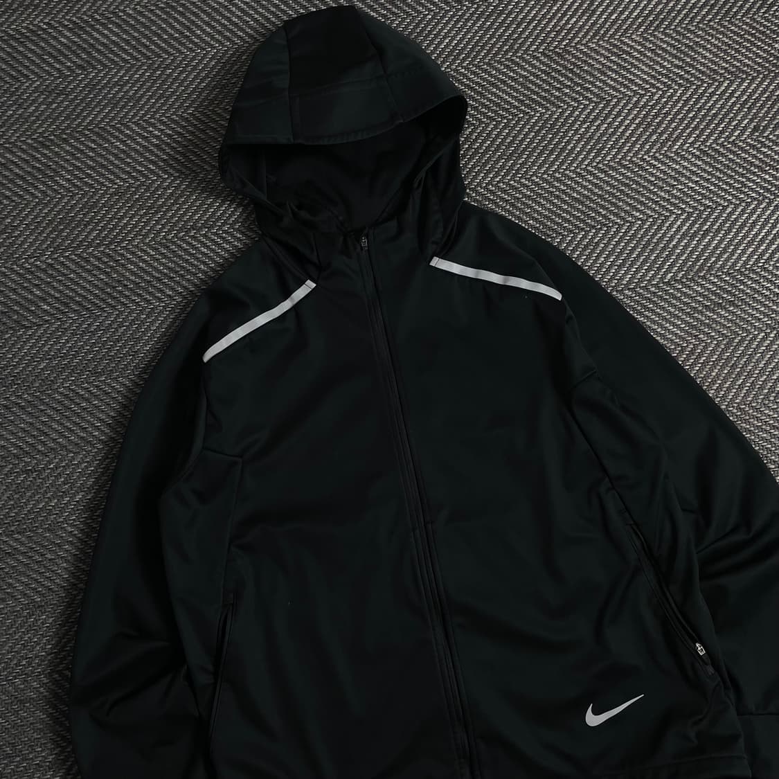 나이키 러닝 쉴드 스카치 디테일 자켓 y 3574 상품이미지1