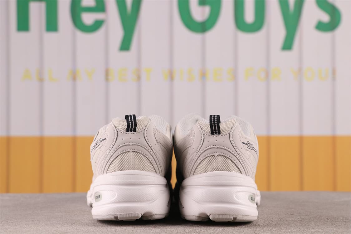 뉴발란스 530 Nb 운동화 커플룩 상품이미지4