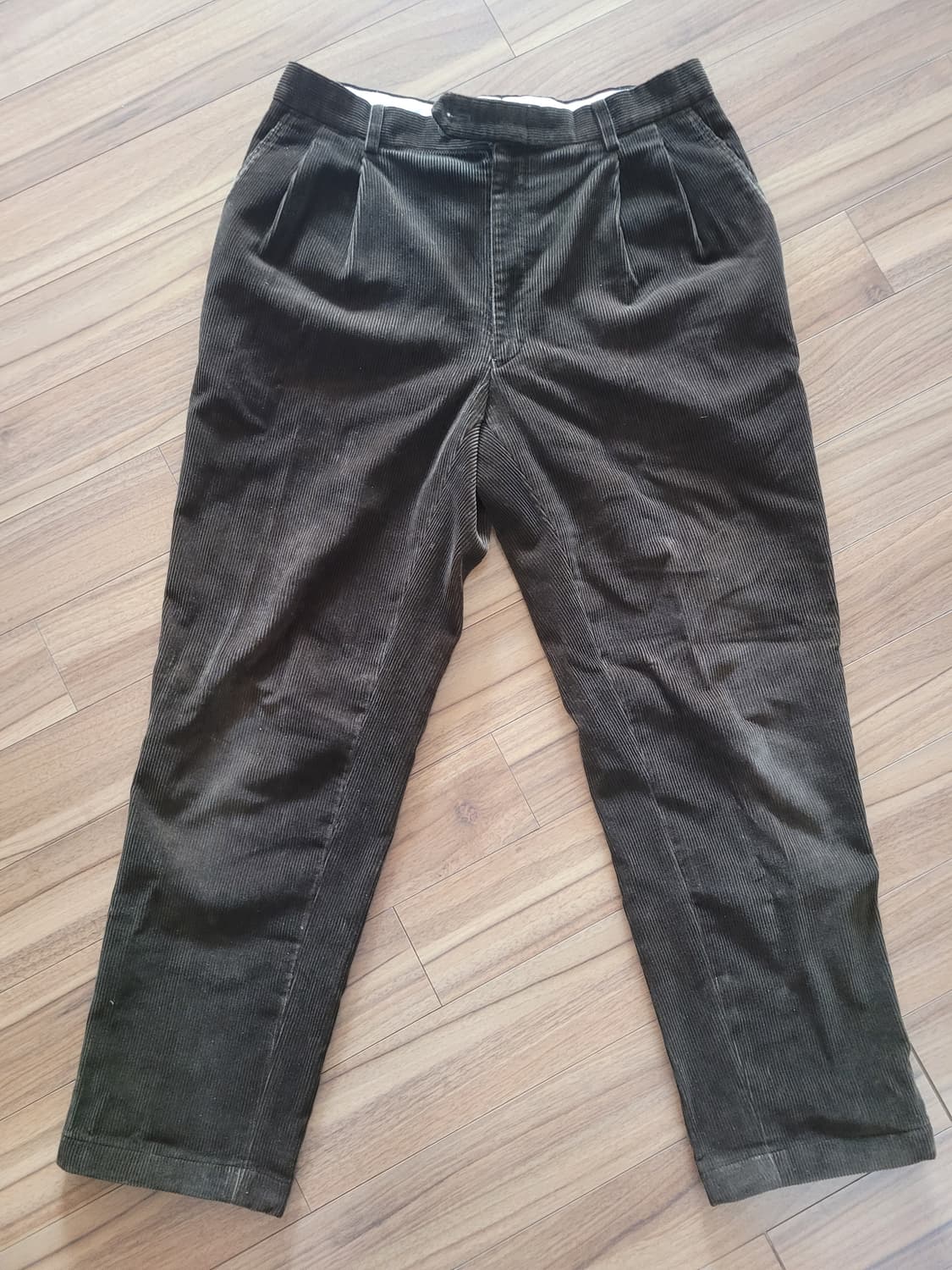 버버리 코듀로이 투턱 팬츠 상품이미지1