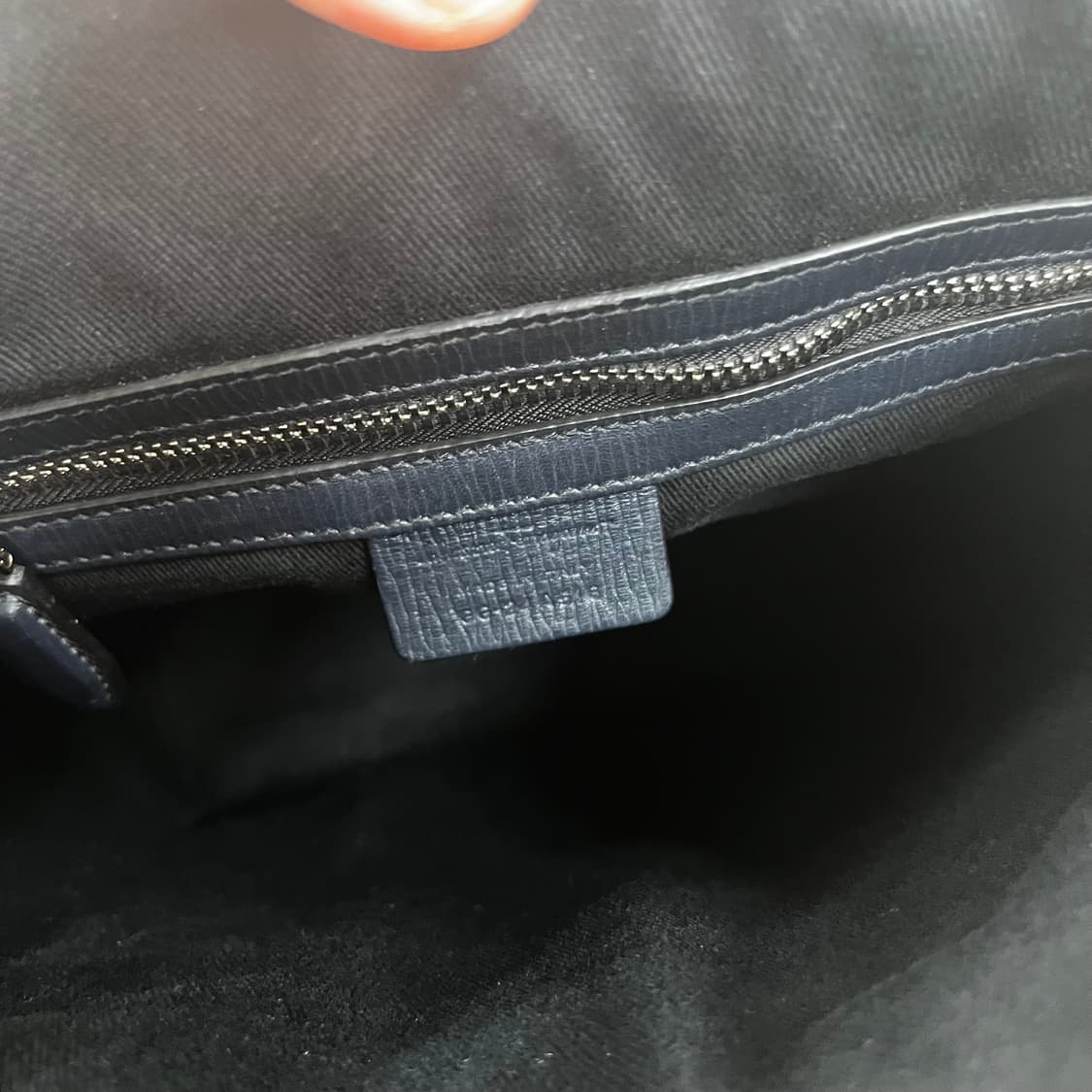 페레가모 남성 레더 크로스백 상품이미지6