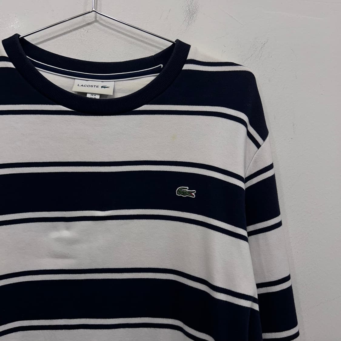 라코스테 스몰로고 스트라이프 오버핏 맨투맨 상품이미지1