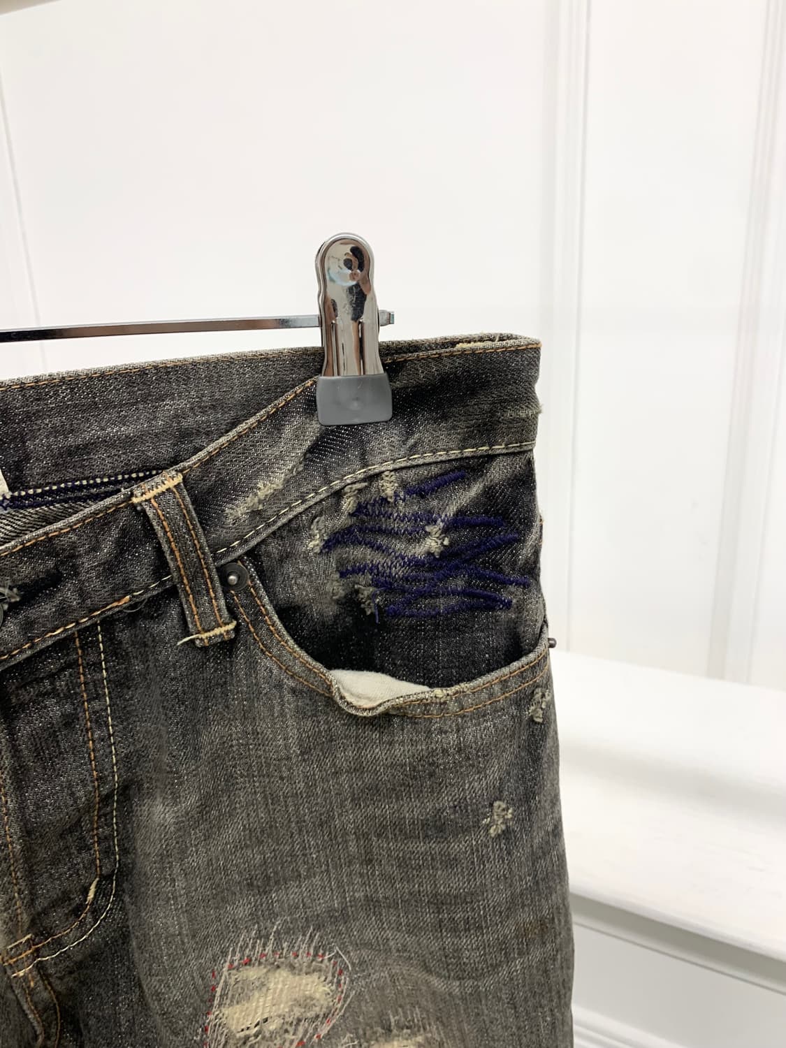 Stud detail distressed denim pants  상품이미지9