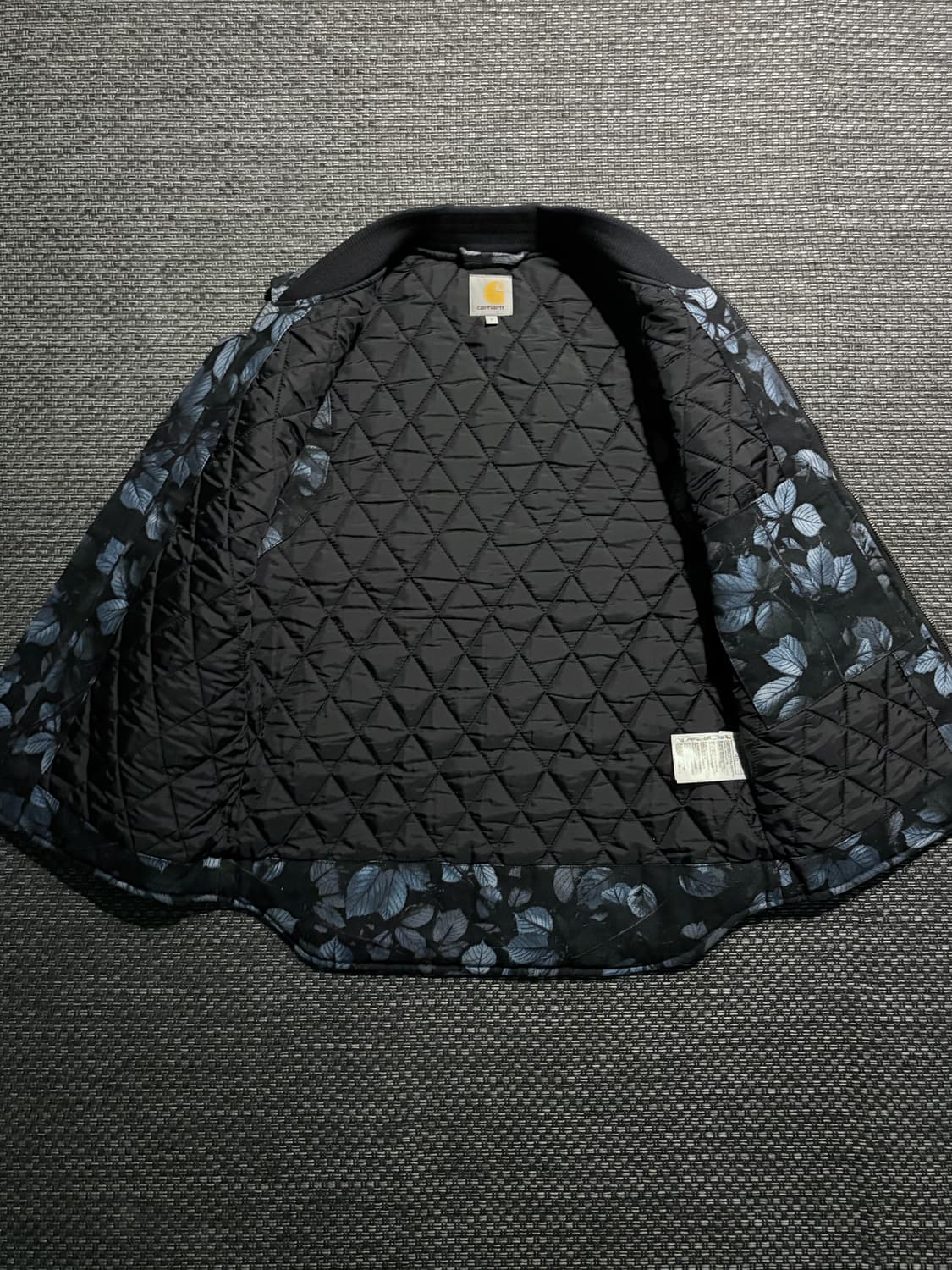 칼하트 WIP 플로라 베스트 S 상품이미지4