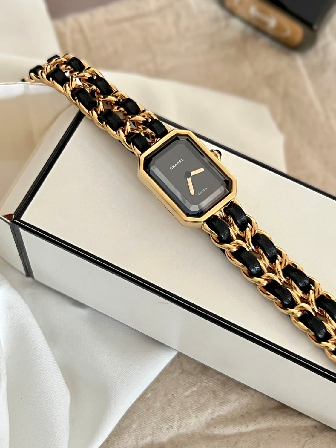 샤넬 프리미에르 시계 (L size) / 정품감정.케어 상품이미지2
